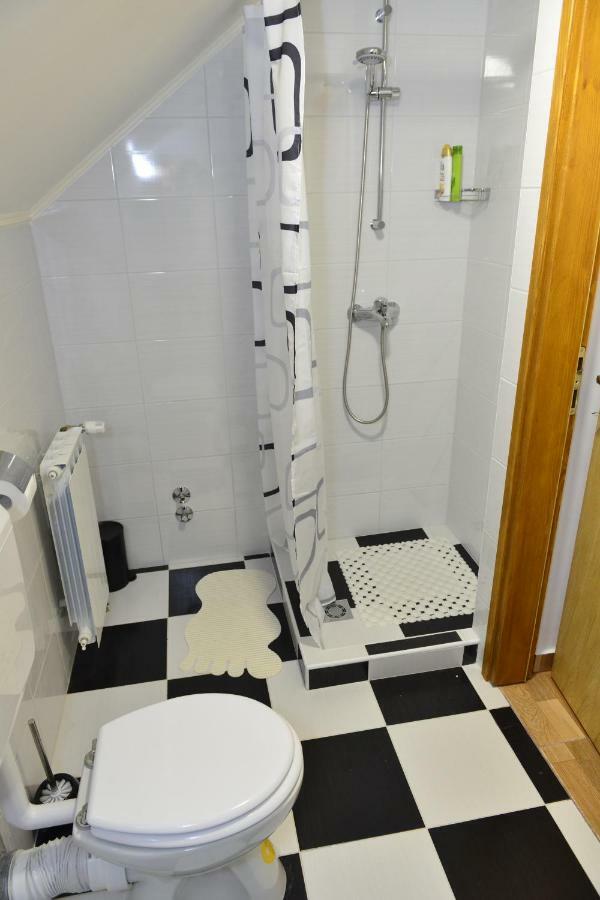 Apartmani Miscevic Josipdol Ngoại thất bức ảnh